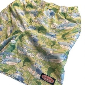 Vineyard Vines Swim Trunks Men's Medium Green‎ Boat Marlin Print Polyester